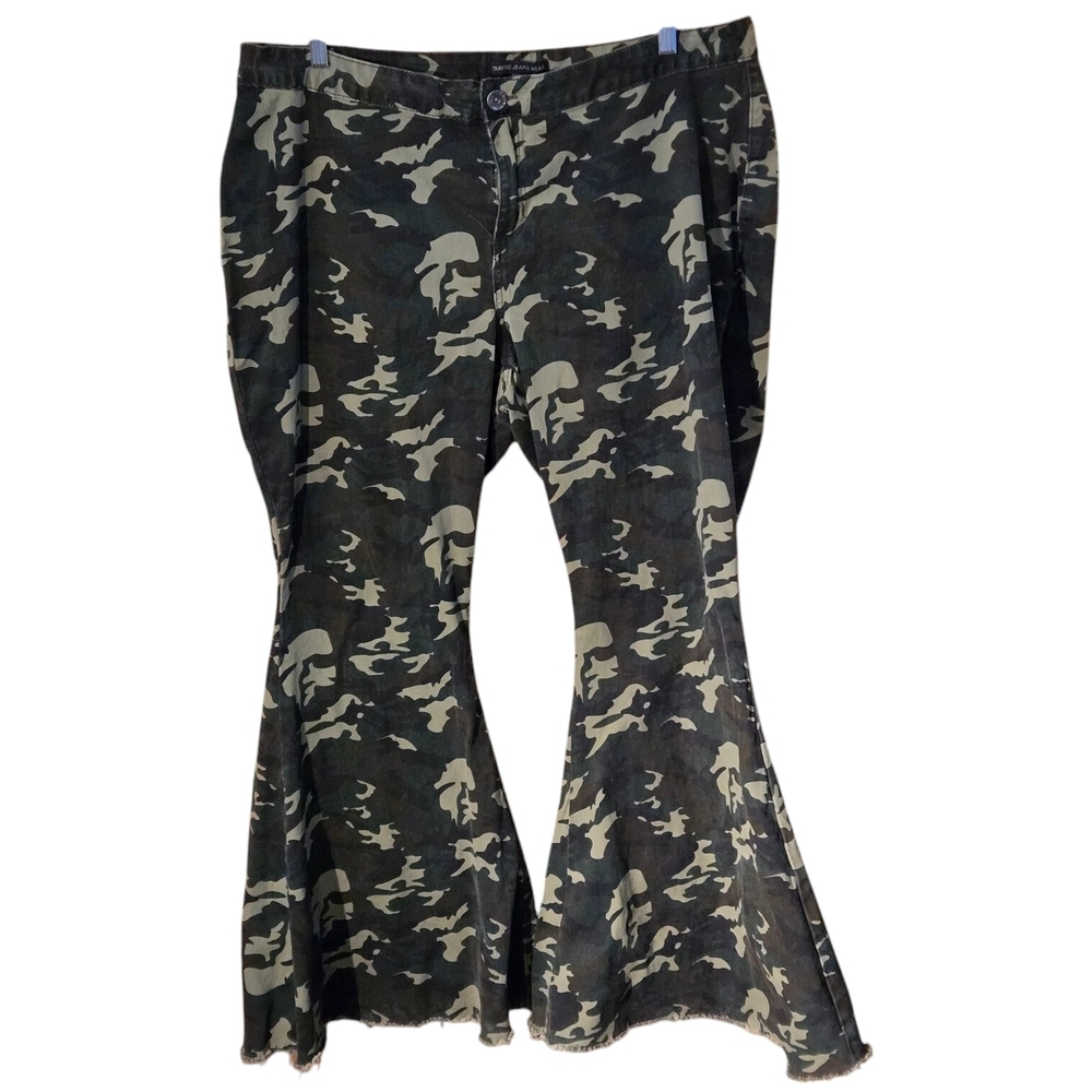 Traffic Jeaswear Camouflage Flare Women Jeans Women size 24W